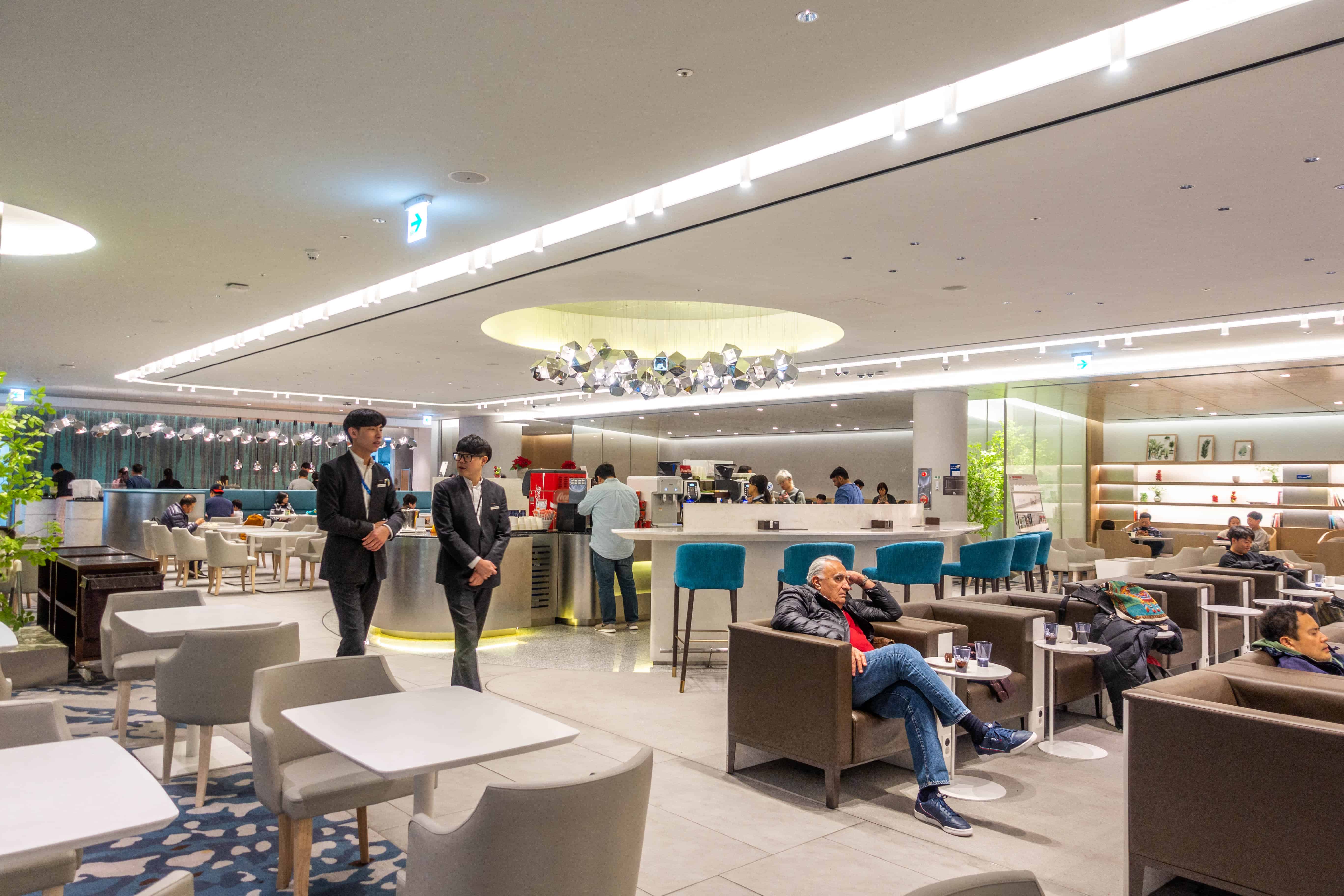 Airline Lounge
