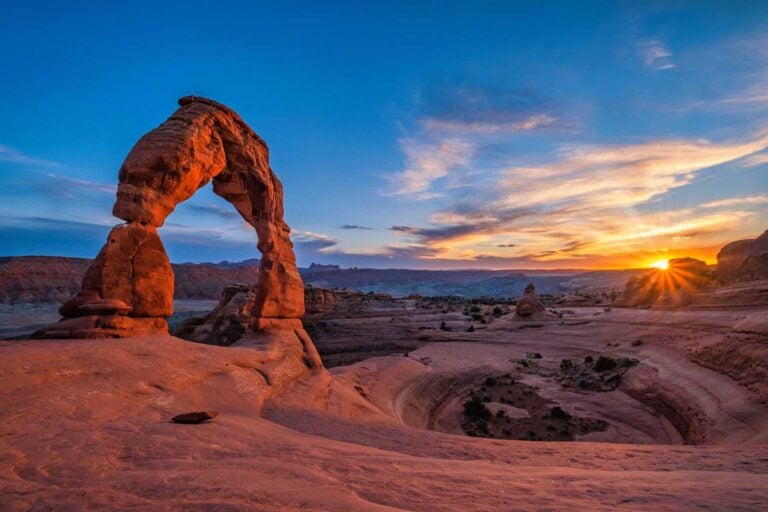 Delicate Arch Hike • 12 Things To KNOW For The Trail